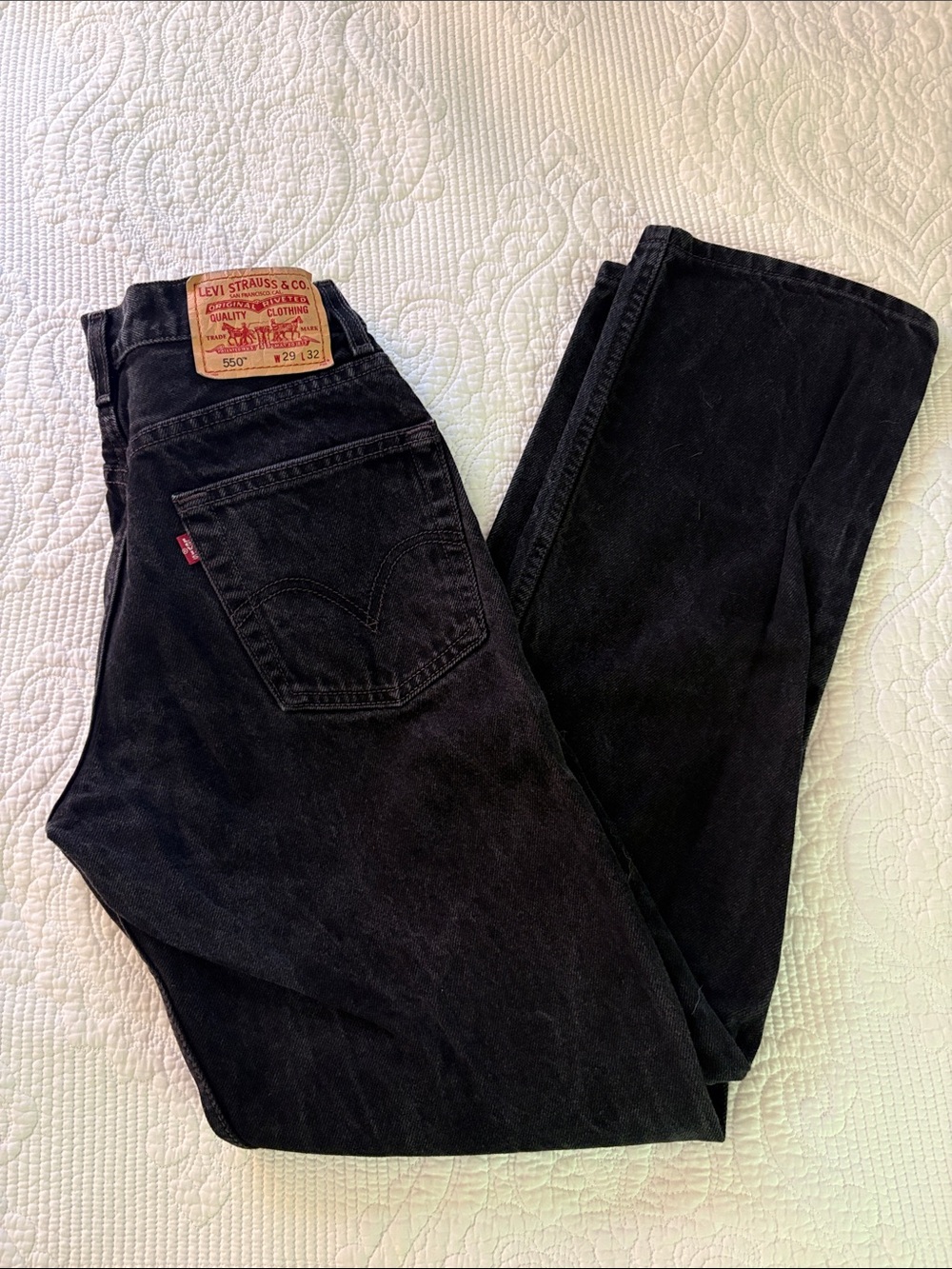 Levi's Black Men's Straight Jeans - Classic Denim